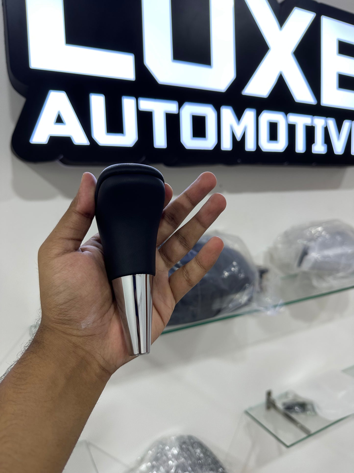 1) Toyota Fortuner Real & Copy Carbon GR Gear Knob |