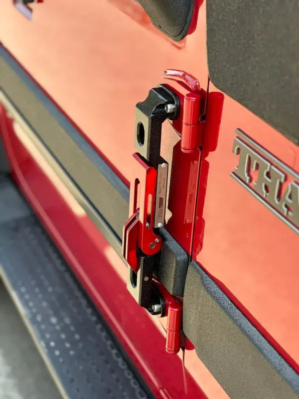 Door Step Hinge for New Mahindra Thar 2020-2024 (Set of 2 Pcs)