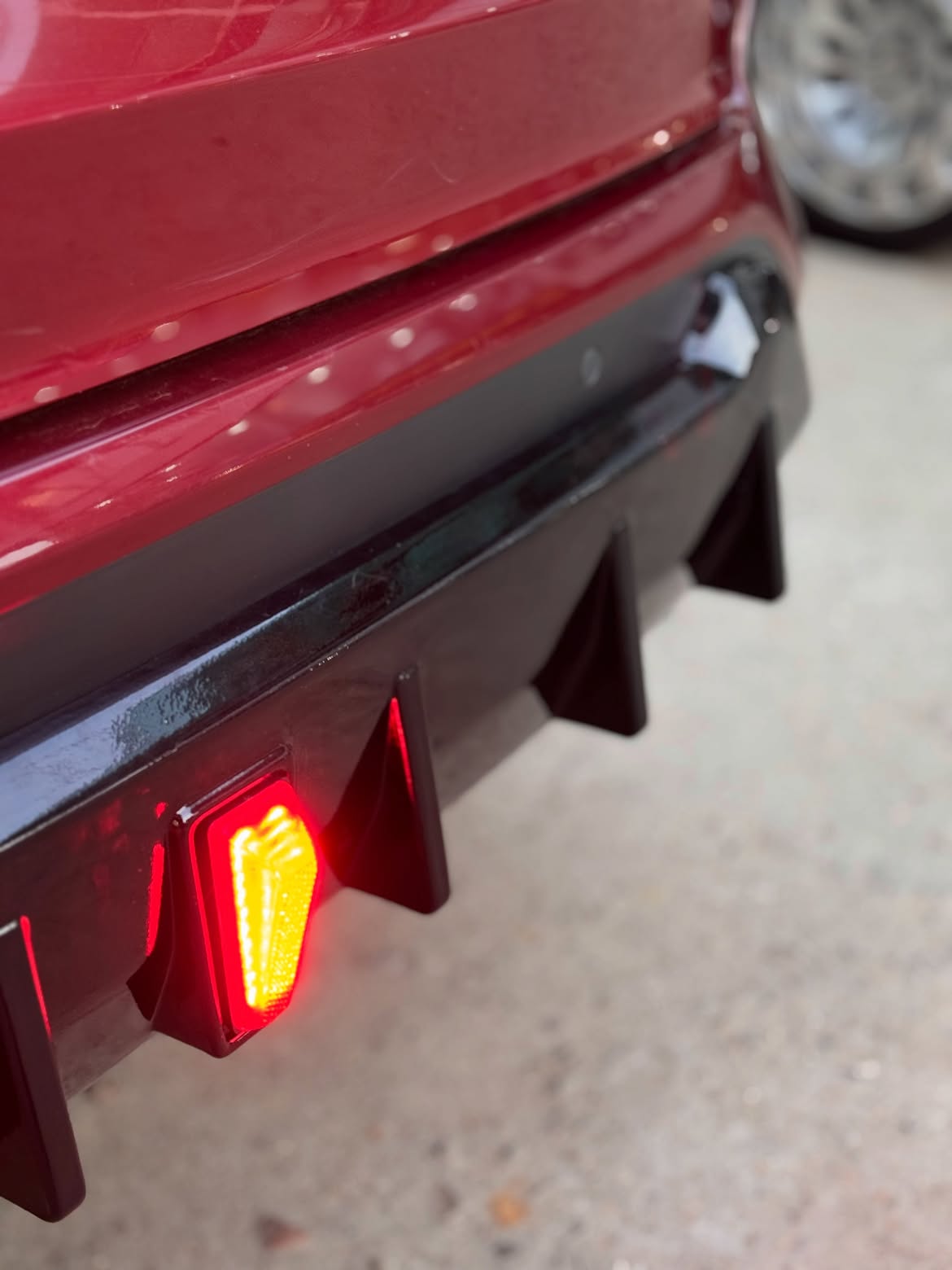 Grand Vitara ABS Rear Diffuser with F1 LED Light Gloss Black
