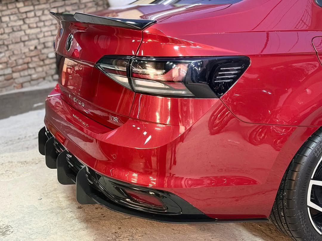 VIRTUS 4 Fin Diffuser | Gloss Black | ABS