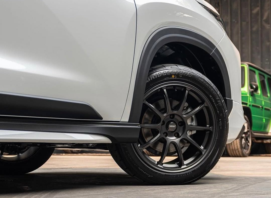Front & Rear Skirting for Toyota Hycross (MODELLISTA)