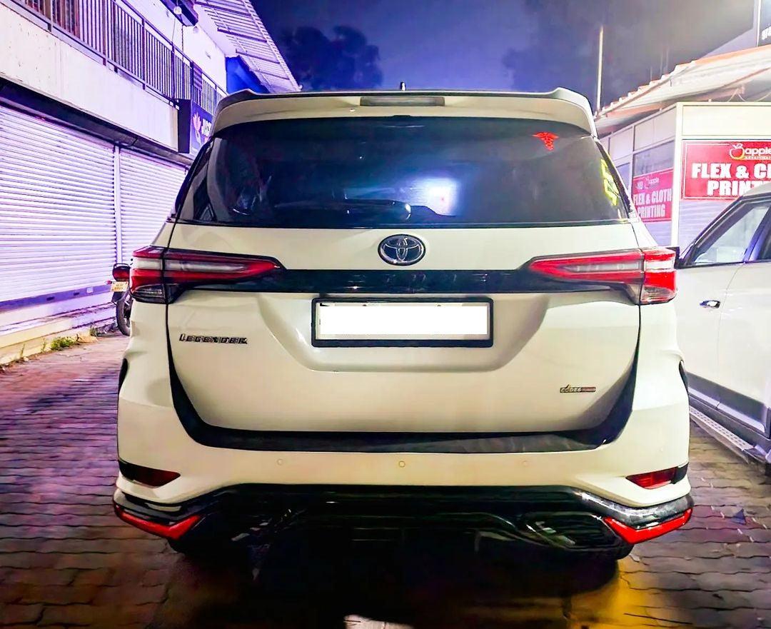 Toyota Fortuner 2021 F&R Skirting Red (Legender)