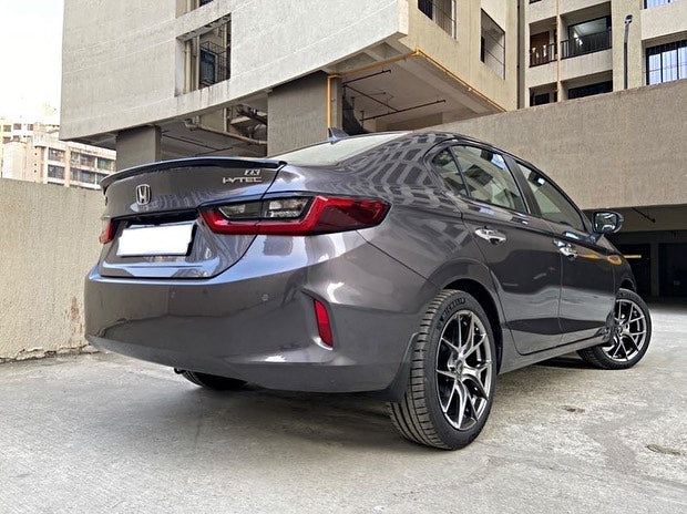 M STYLE LIP SPOILER