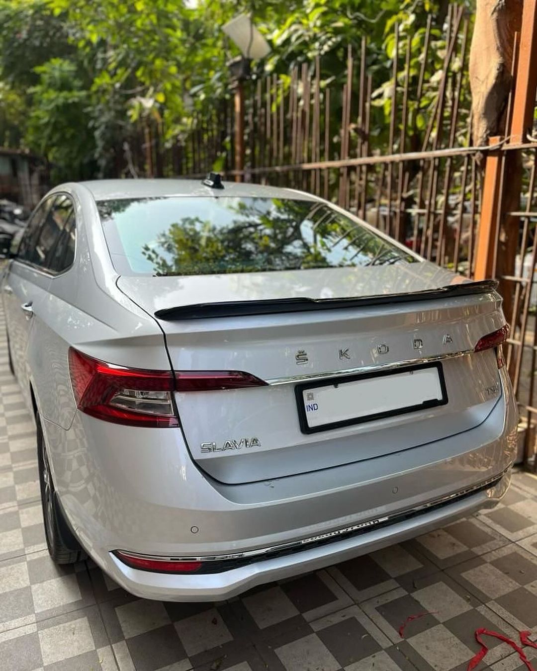 M STYLE LIP SPOILER