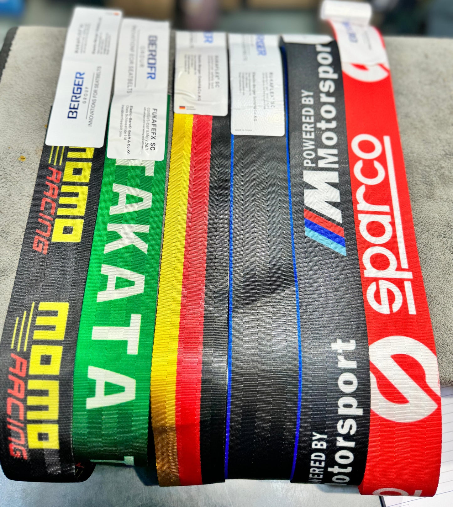 UNIVERSAL SEATBELTS | FITS FOR ALL CARS
