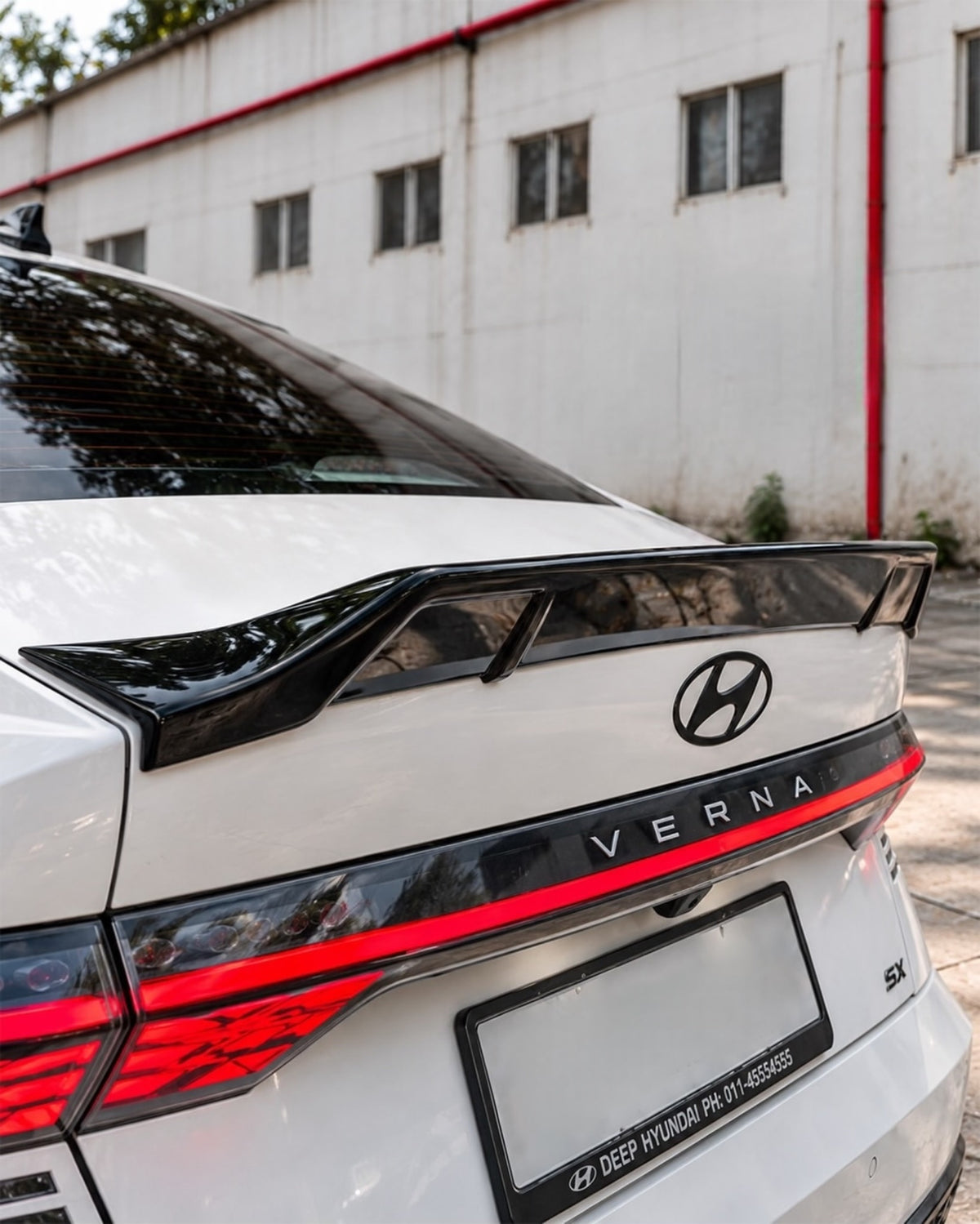 Hyundai Verna Duck Tail-Style Rear Spoiler | Compatible With 2023+