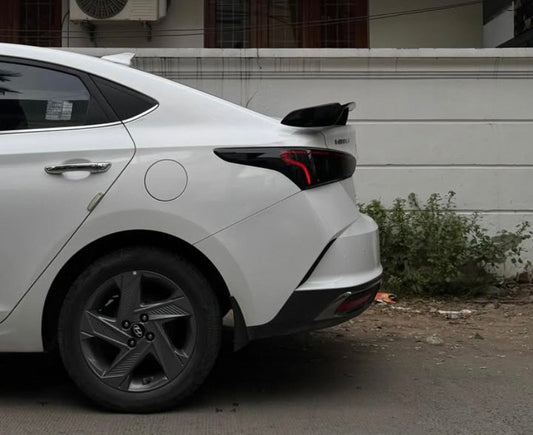VERNA UNIVERSL SEDAN SPOILER