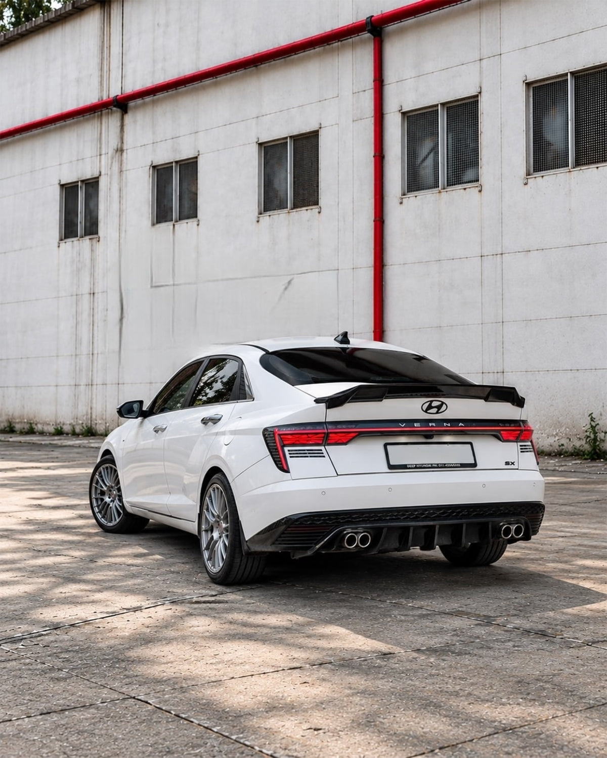 Hyundai Verna Duck Tail-Style Rear Spoiler | Compatible With 2023+
