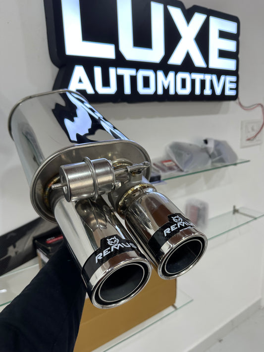 1) Dual Tip (Carbon) Valvetronic Exhaust (Remus)