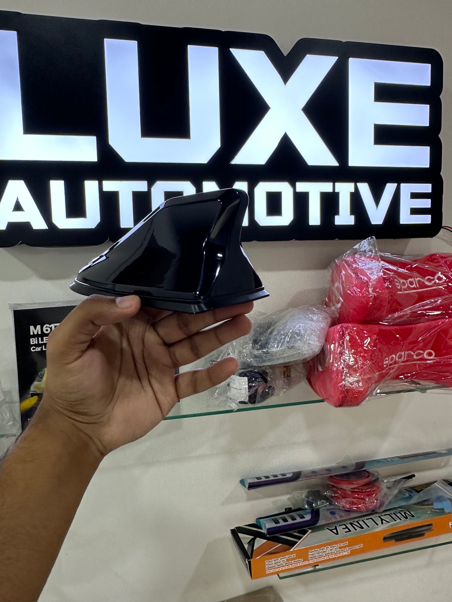 Shark Fin Roof Antenna Universal for All Car