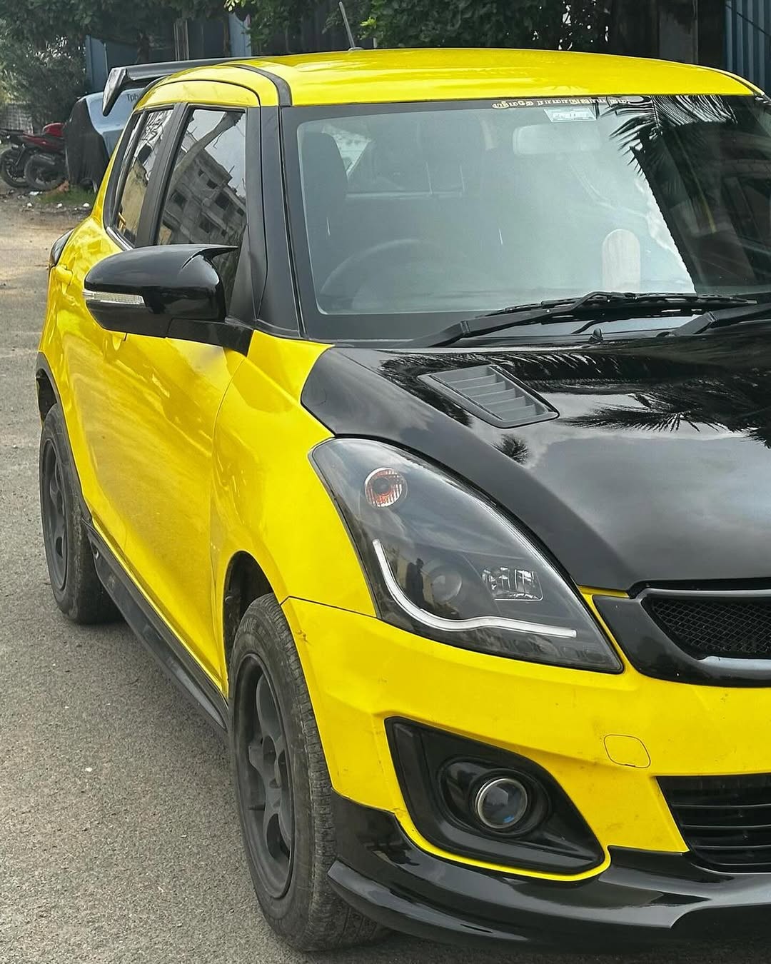 1) BATMAN STYLE MIRROR CAPS |Swift type 2 (2012-2017) Model