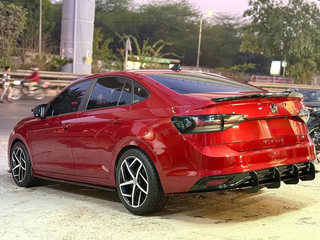 VIRTUS 4 Fin Diffuser | Gloss Black | ABS