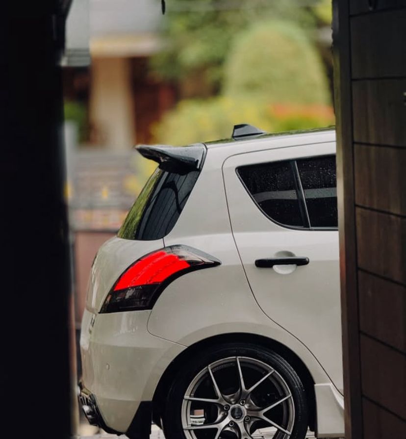 SWIFT (2013-17) OEM SPOILER