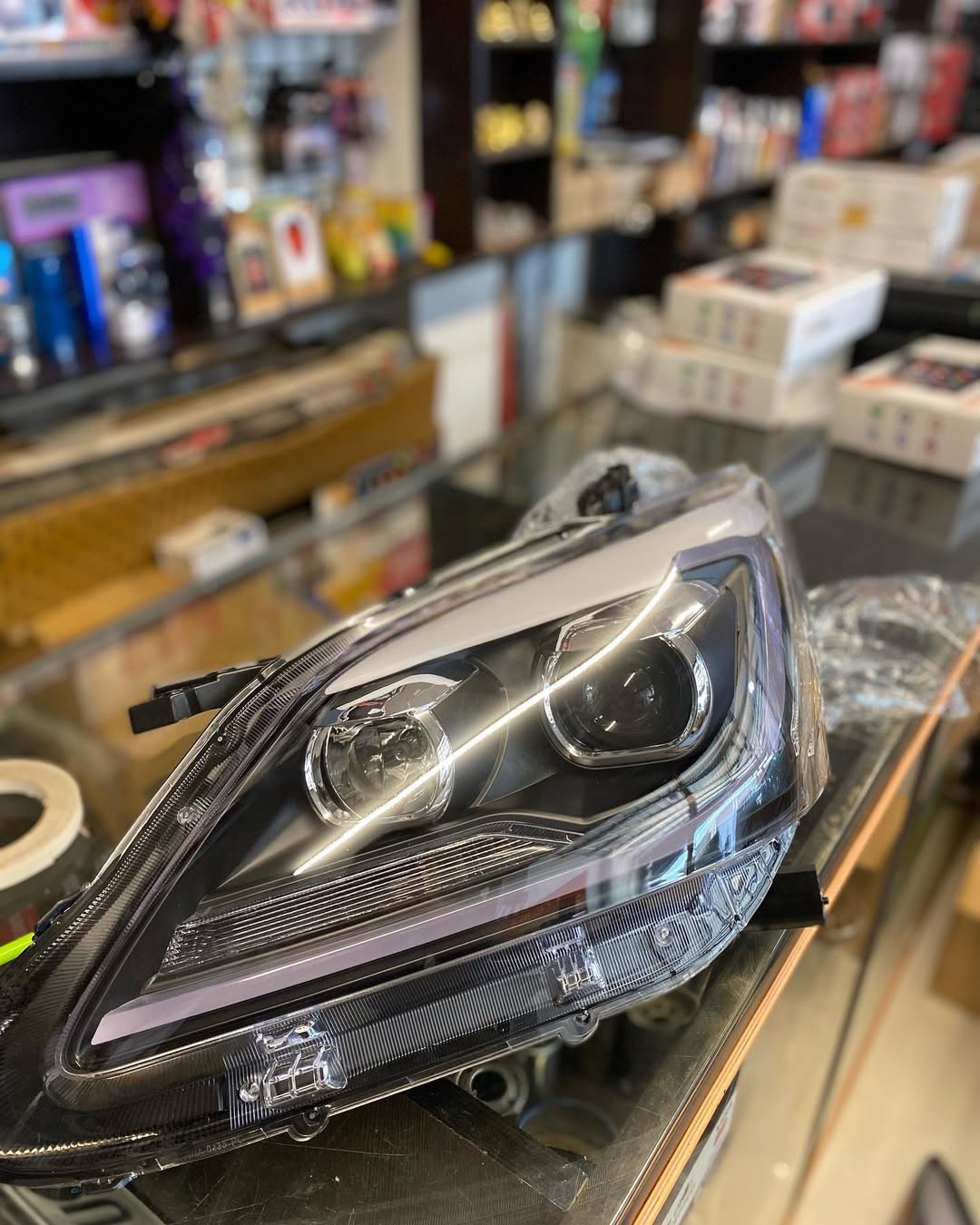 11-15 Toyota Innova 1th Gen, 2th Facelift Vland Projector HeadLights Black